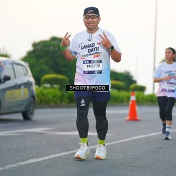 Runner Photo 7840849
