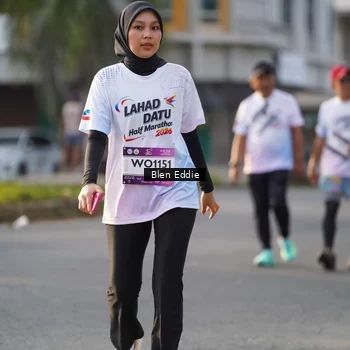 Runner Photo 7840851