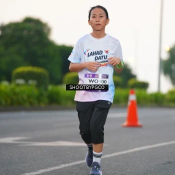 Runner Photo 7840877