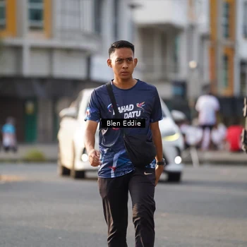 Runner Photo 7840895