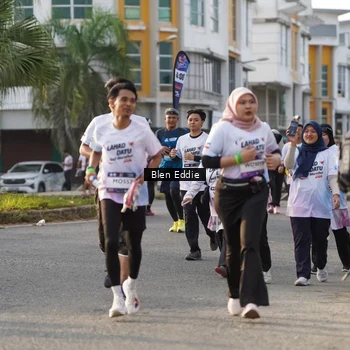 Runner Photo 7840917