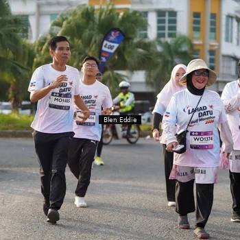 Runner Photo 7840931