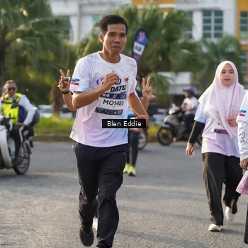 Runner Photo 7840932