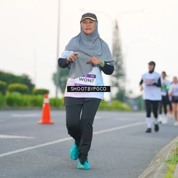 Runner Photo 7840953