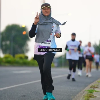 Runner Photo 7840955