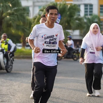 Runner Photo 7840967