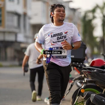 Runner Photo 7840981