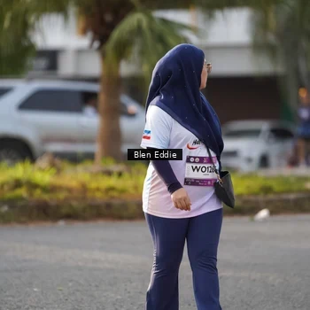 Runner Photo 7840984