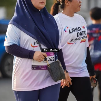 Runner Photo 7841001