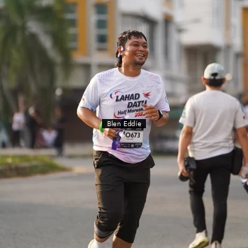 Runner Photo 7841008