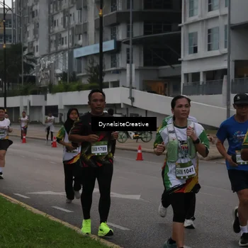 Runner Photo 7841054