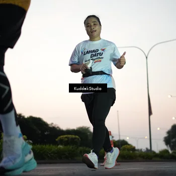 Runner Photo 7841238