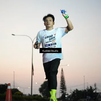 Runner Photo 7841294