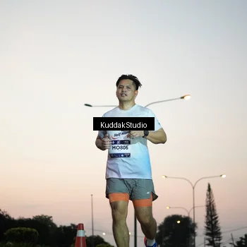 Runner Photo 7841300