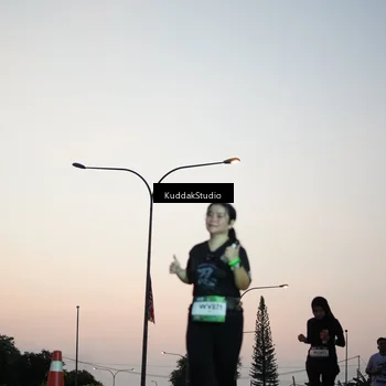 Runner Photo 7841329