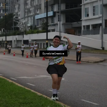 Runner Photo 7841345