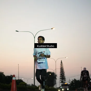 Runner Photo 7841352