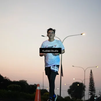 Runner Photo 7841416