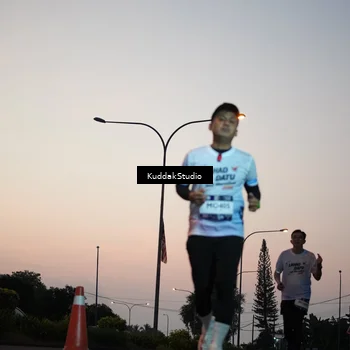 Runner Photo 7841421