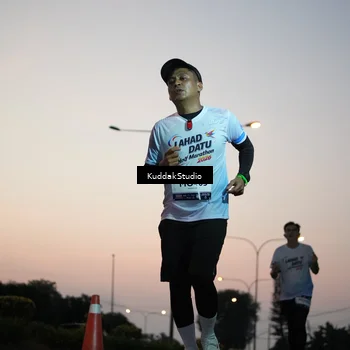 Runner Photo 7841425