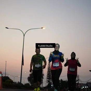 Runner Photo 7841436