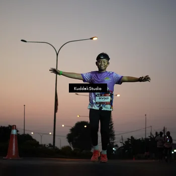 Runner Photo 7841511