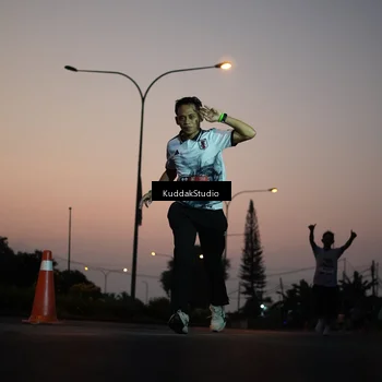Runner Photo 7841523