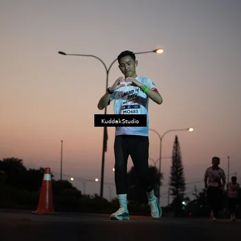 Runner Photo 7841526