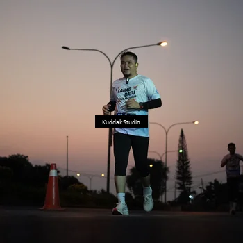 Runner Photo 7841536