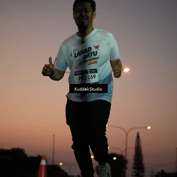 Runner Photo 7841589