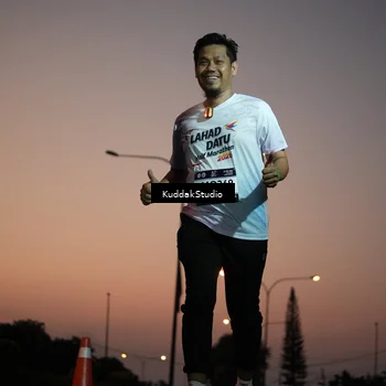 Runner Photo 7841593