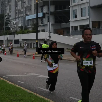 Runner Photo 7841599