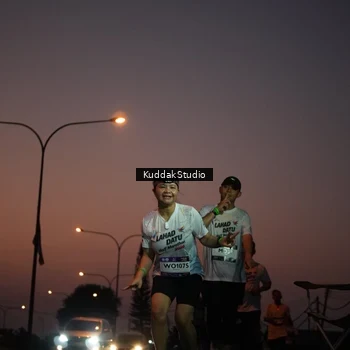 Runner Photo 7841705