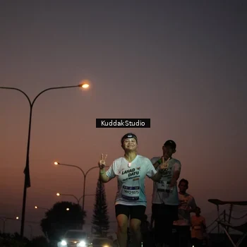 Runner Photo 7841709