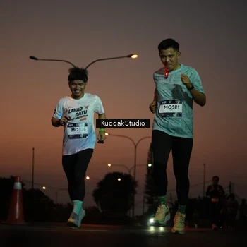 Runner Photo 7841720