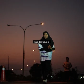 Runner Photo 7841745