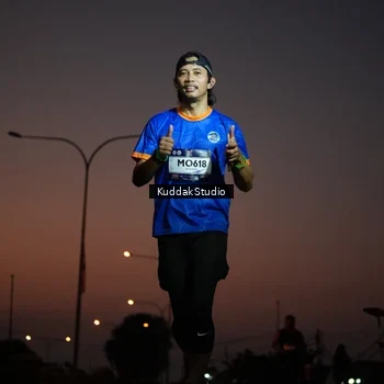Runner Photo 7841751