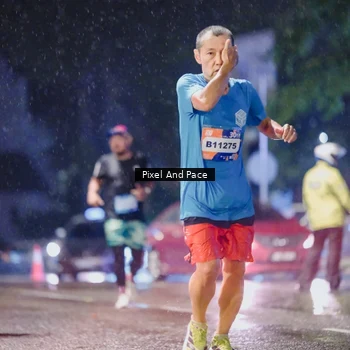 Runner Photo 7841758