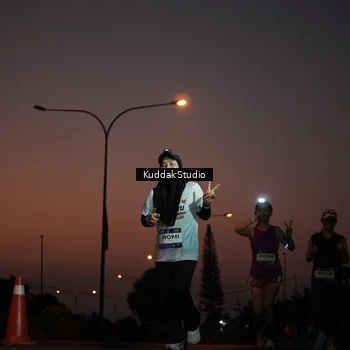 Runner Photo 7841759
