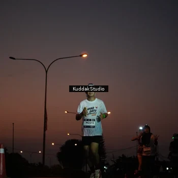 Runner Photo 7841766