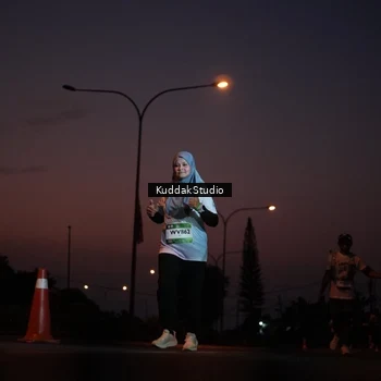 Runner Photo 7841834