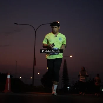 Runner Photo 7841845