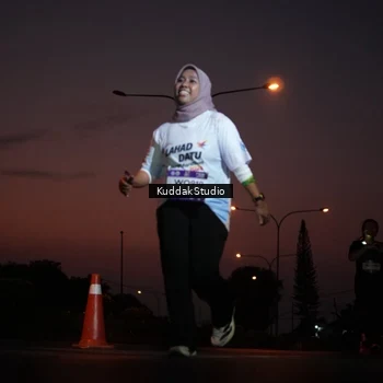 Runner Photo 7841869