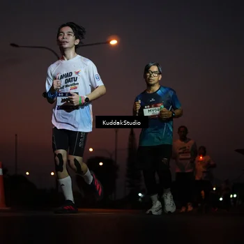 Runner Photo 7841885