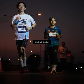 Runner Photo 7841886
