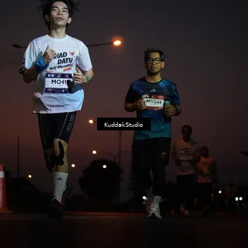 Runner Photo 7841887