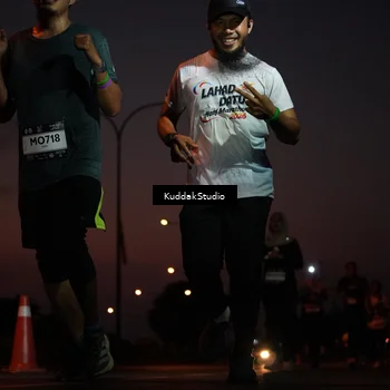 Runner Photo 7841938
