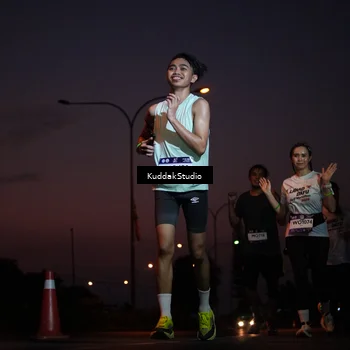Runner Photo 7841943