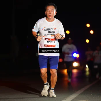 Runner Photo 7841979