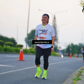 Runner Photo 7841980